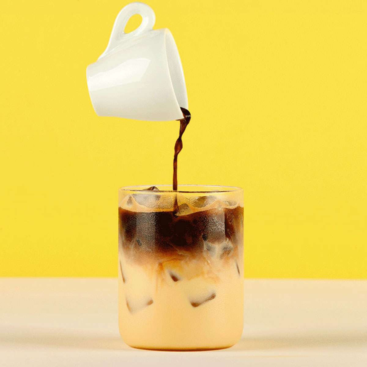 [Sweetcup] Seoul Dalgona(Caramel) Base | 1.2kg (42.3 oz) – Wholesale Case of 6 (Case-Only) | Tea Beverages, Refreshers, Ades, Sparkling Drinks & Bubble Tea (7.2kg / 15.9 lbs / 203 fl oz Total)