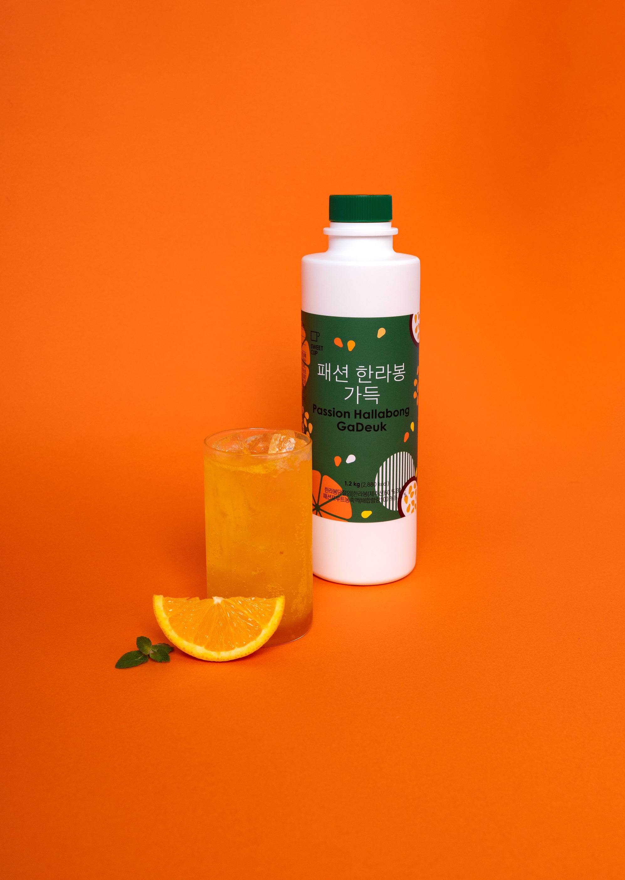 PASSION FRUITS & HANRABONG Beverage Concentrate (Puree & Pulps) - 1.2kg